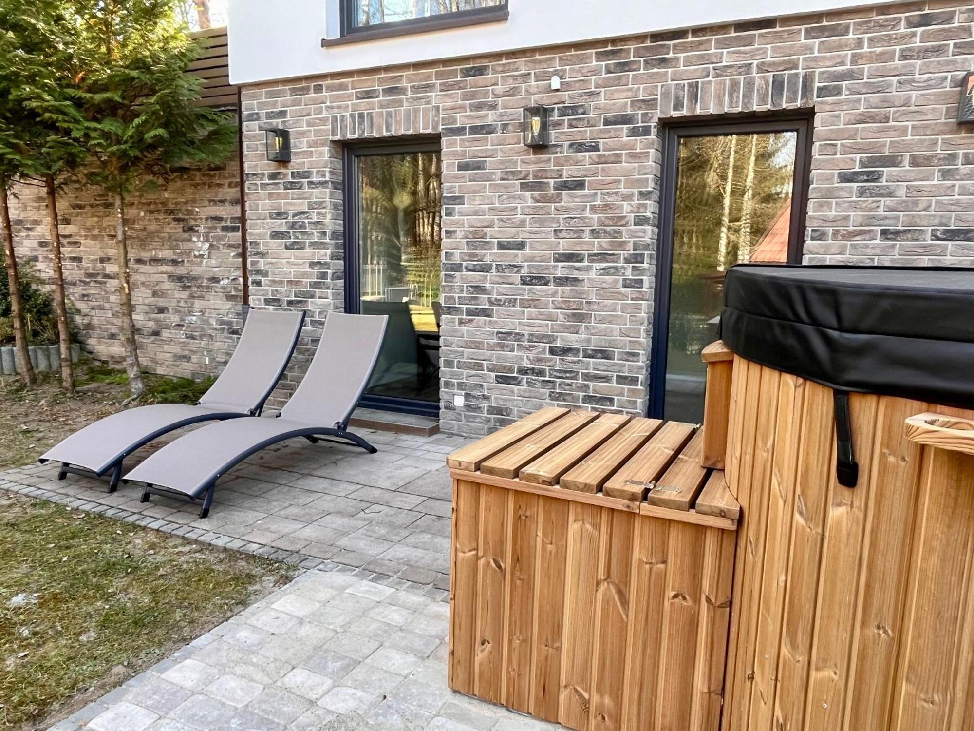 Mazursko - Komfortowe Domy 8 Osobowe Nad Jeziorem, Balia Lub Sauna Kretowiny Exterior foto